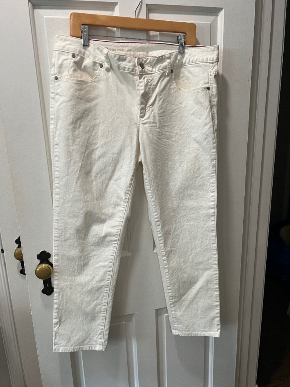 Talbots Signature Slim Leg White Jeans 16W